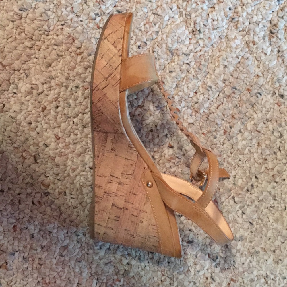 Tan Wedges - Picture 2 of 4